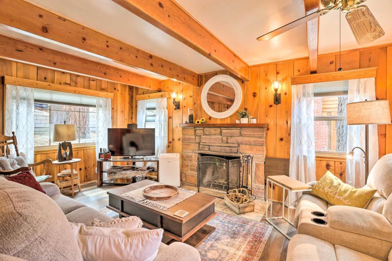 Wrightwood Cabin With Cozy Interior! Eksteriør billede