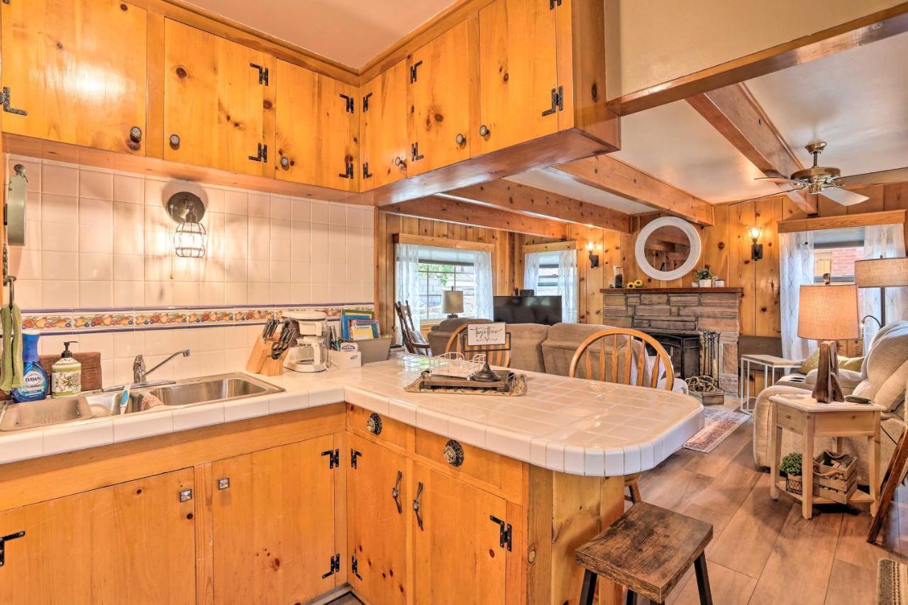 Wrightwood Cabin With Cozy Interior! Eksteriør billede
